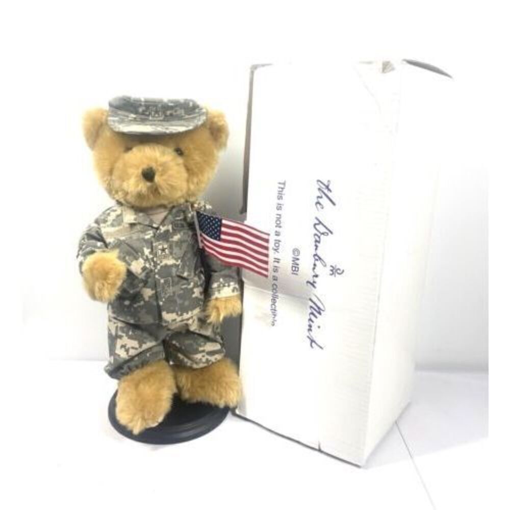 Danbury Mint Collectible Military Bear Flag Camouflage Outfit US Army Bear RARE